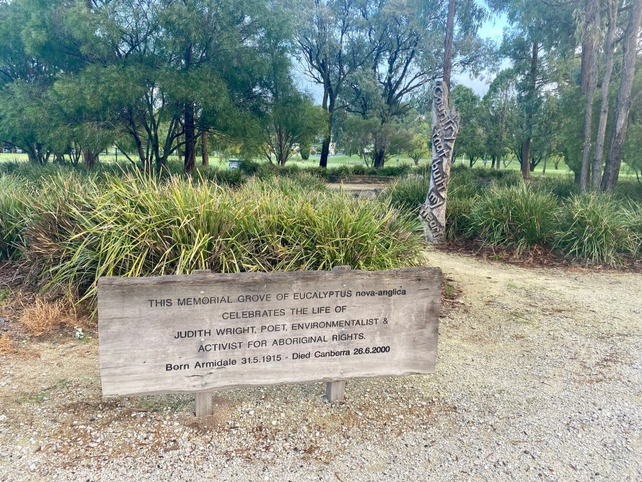 Judith Wright Monument, Civic Park