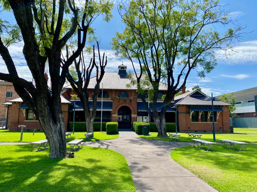 Moree Courthouse, b 1884, additions 1900-1903